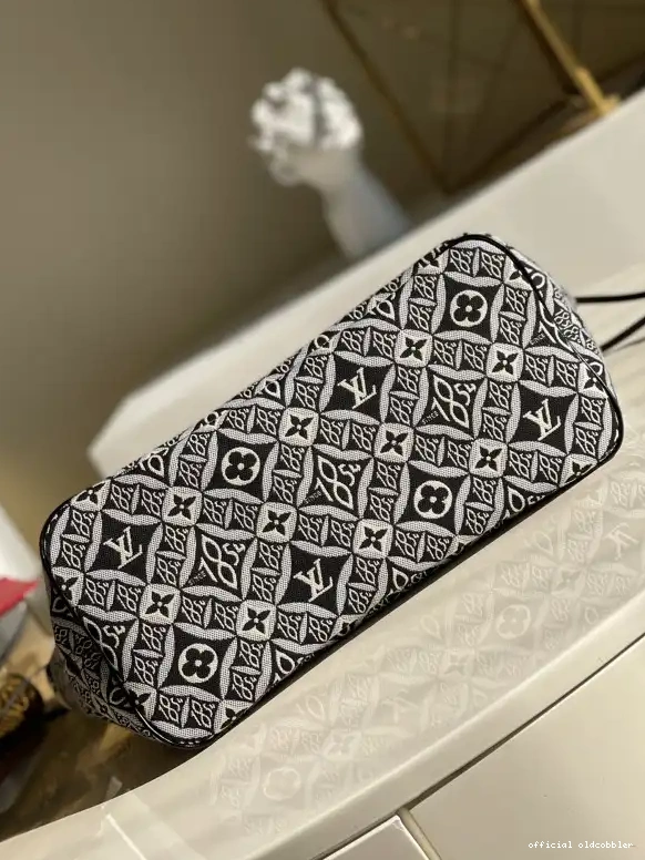 Official oldcobbler MM VUITTON LOUIS NEVERFULL 0521
